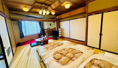 Japanese-Style Room