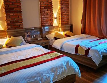 Classic Quadruple Room