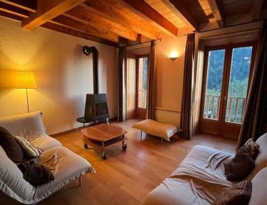 Apartment with Garden View