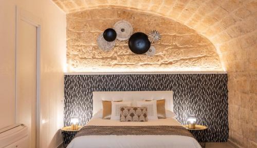 King Room with Spa Bath