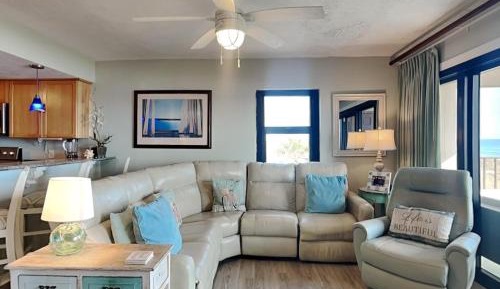 Three-Bedroom Apartment with Ocean View
