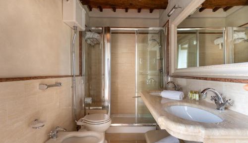 King Room with Balcony