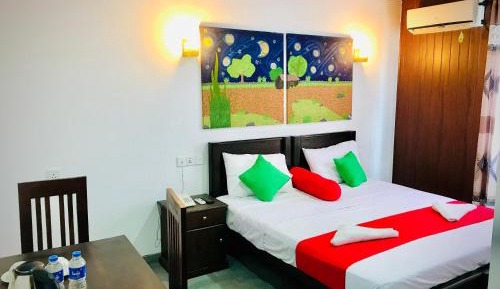 Deluxe Double Room (2 Adults + 1 Child)