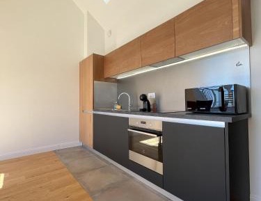 One-Bedroom Apartment with Sea View