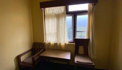Deluxe Double or Twin Room with Mountain View