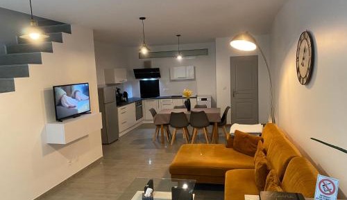 Apartment - Split Level
