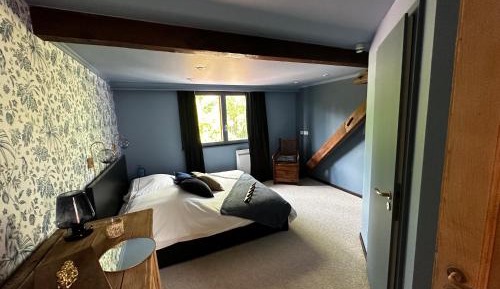 Double Room with Private Bathroom