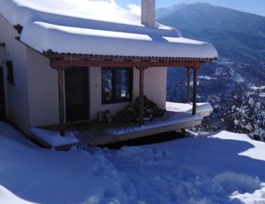 Family Room with Mountain View