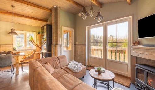 Three-Bedroom Holiday Home 