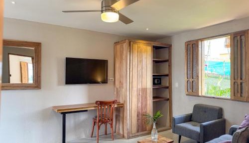 Deluxe Suite with Spa Bath