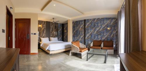 Junior Suite with Ocean View