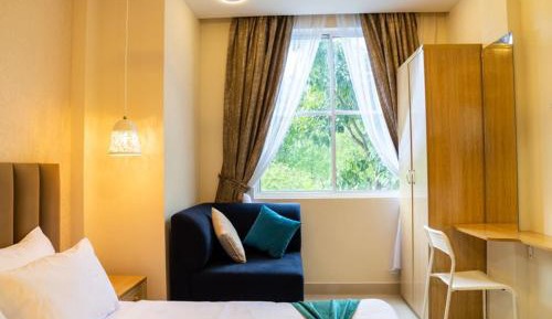 Deluxe Double Room (2 Adults + 1 Child)