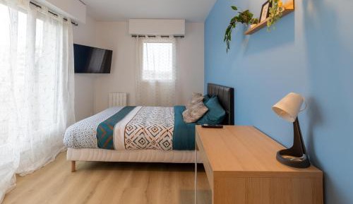 Double Room with Balcony (2 Adults + 1 Child)