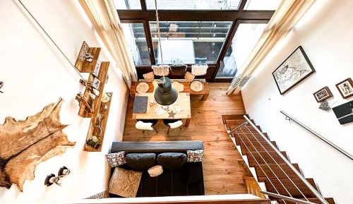 Apartment with Balcony