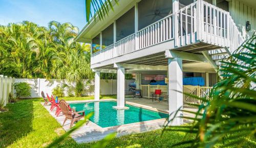 Three-Bedroom Holiday Home 