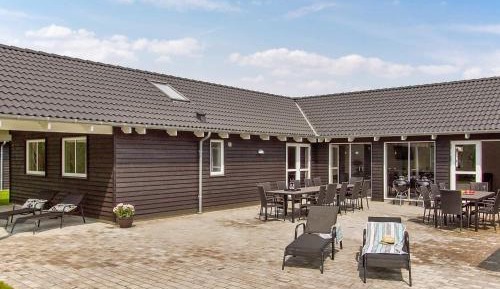 Nine-Bedroom Holiday Home