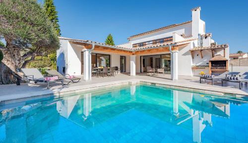 Villa with Private Pool