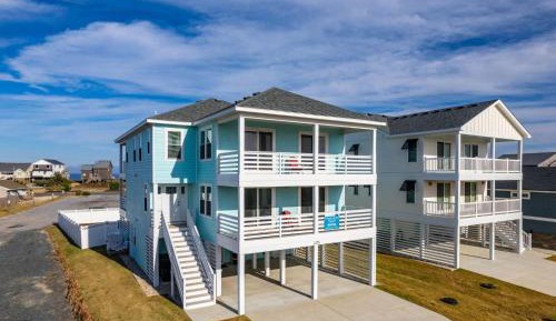Four-Bedroom Holiday Home
