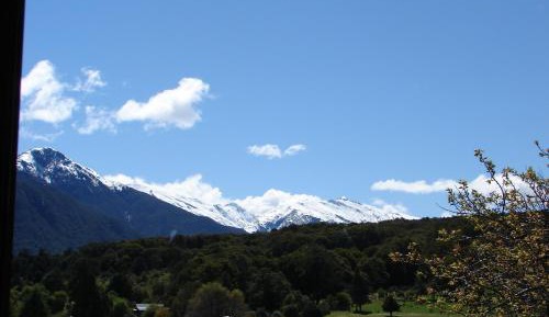 Double or Twin Room with Mountain View
