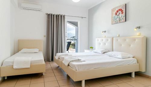 Triple Room with Balcony