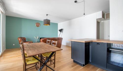One-Bedroom Apartment