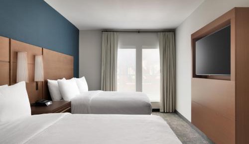 Two-Bedroom Suite