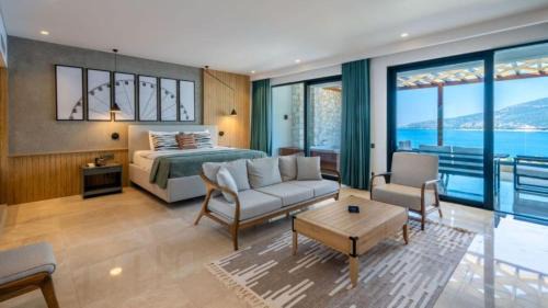 Deluxe Double Room with Sea View
