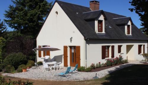 Holiday Home (11 adults)