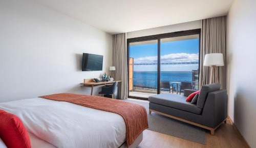 Deluxe Twin Room with Sea View