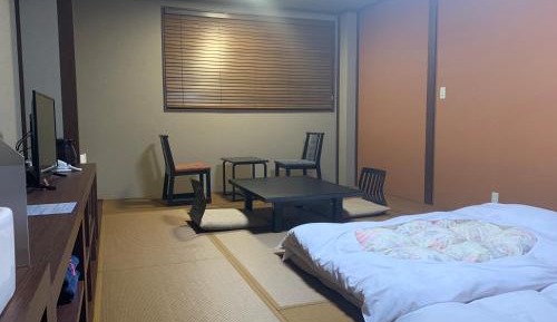 Japanese-Style Room