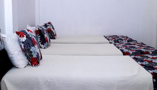 Comfort Triple Room with Shower