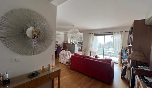 Apartment with Sea View