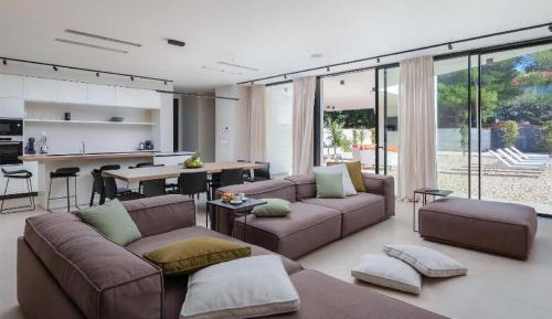 Four-Bedroom Holiday Home