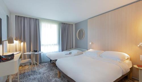 Classic Room with One Double Bed and One Sofa