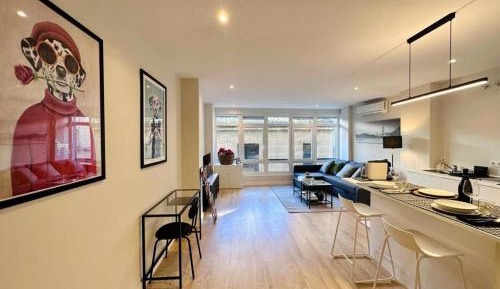 One-Bedroom Apartment