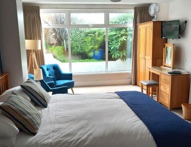 Large Double Room