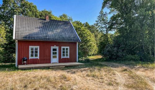 Three-Bedroom Holiday Home 