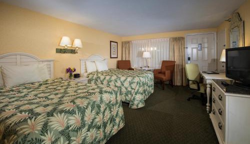 Standard Room 2 Doubles Chase Building