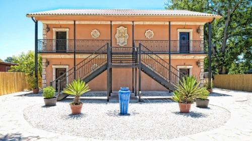 Villa 1