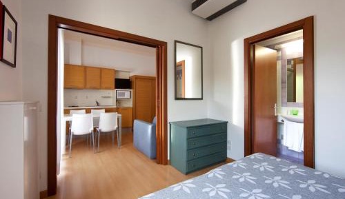 Apartment (3 Adults)