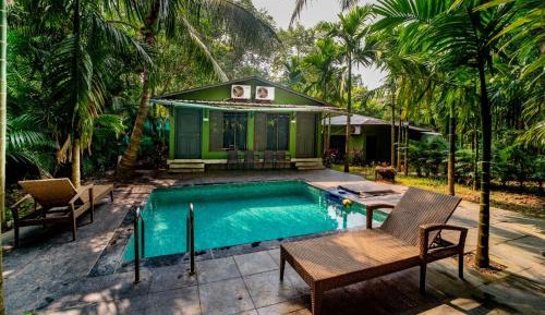 Suite with Private Pool