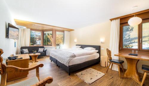 Classic Double Room with Balcony