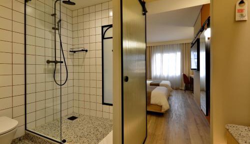 Twin Room - Disability Access