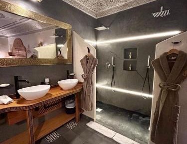 Triple Room with Bath