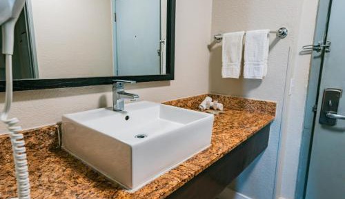 Suite King Room - Non-Smoking