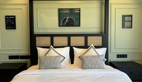 Queen Room