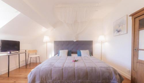 Suite with River View