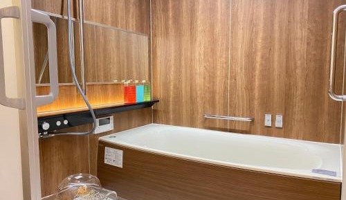Twin Room with Private Bathroom