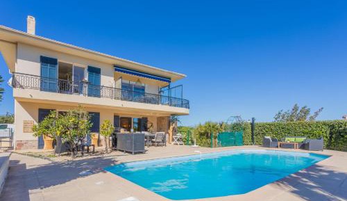 Two-Bedroom Superior Apartment