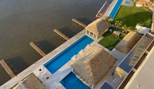 Two-Bedroom Apartment with Balcony and Sea View